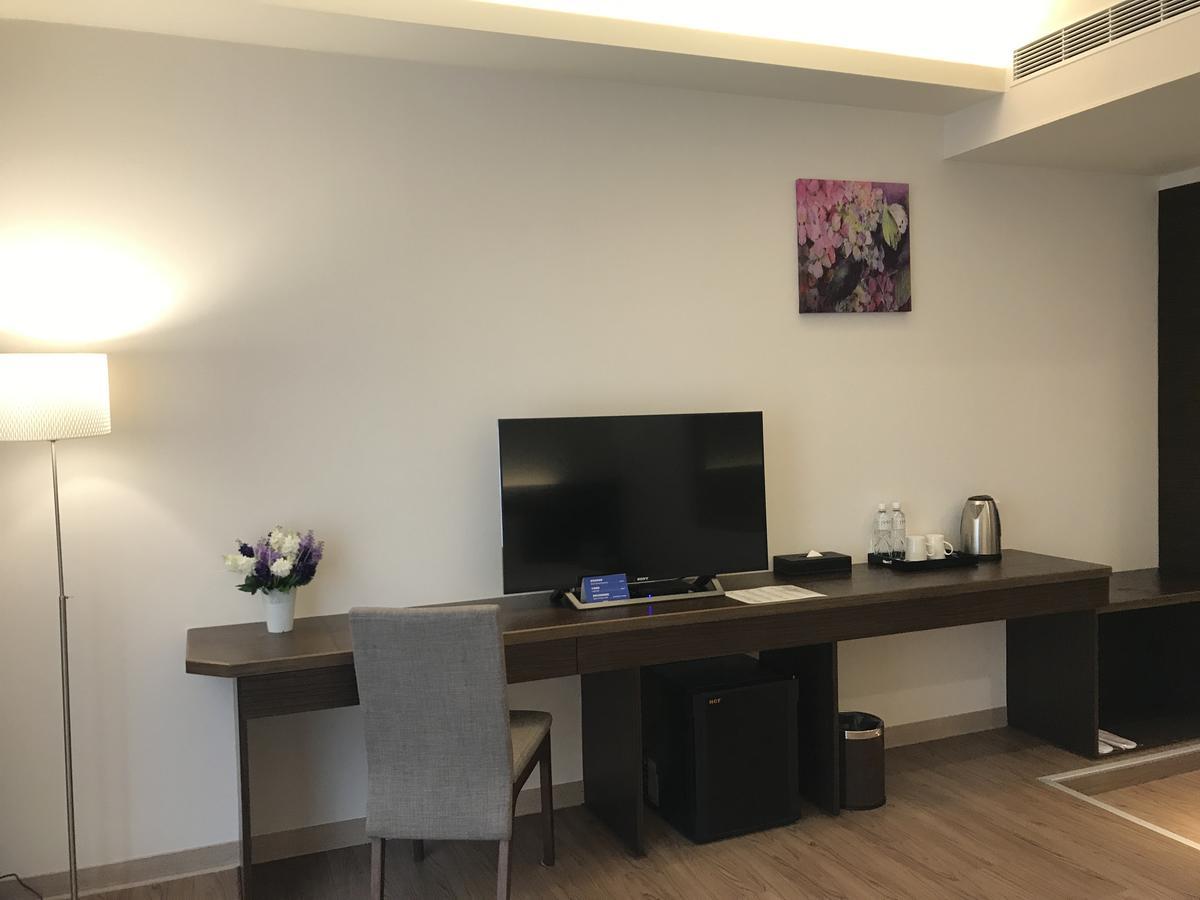 晨光飯店 Otel Chiayi City Dış mekan fotoğraf