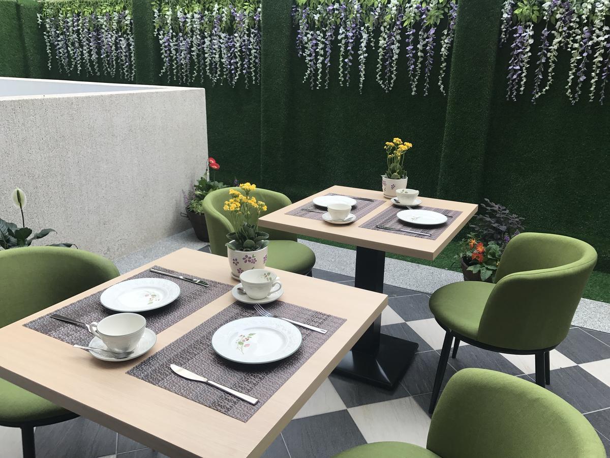 晨光飯店 Otel Chiayi City Dış mekan fotoğraf