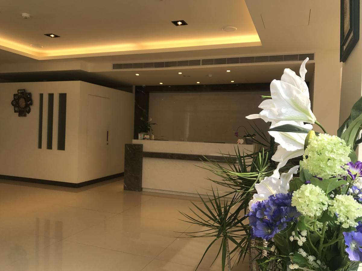 晨光飯店 Otel Chiayi City Dış mekan fotoğraf